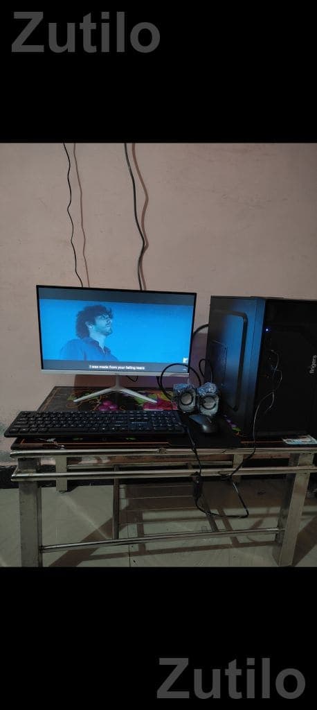 Fingers Desktop Computer Set with Monitor Fingers Desktop Computer Set with Monitor