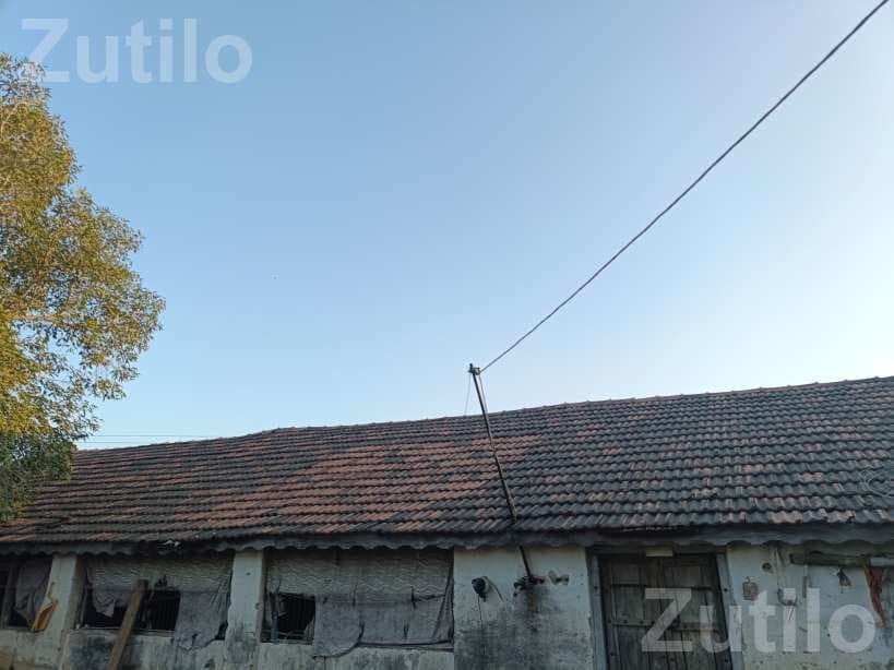 Roof Tiles, Wooden Beams and Patti for Sale Roof Tiles, Wooden Beams and Patti for Sale