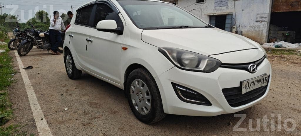Hyundai i20 Magna 2013 First Owner Car Hyundai i20 Magna 2013 First Owner Car
