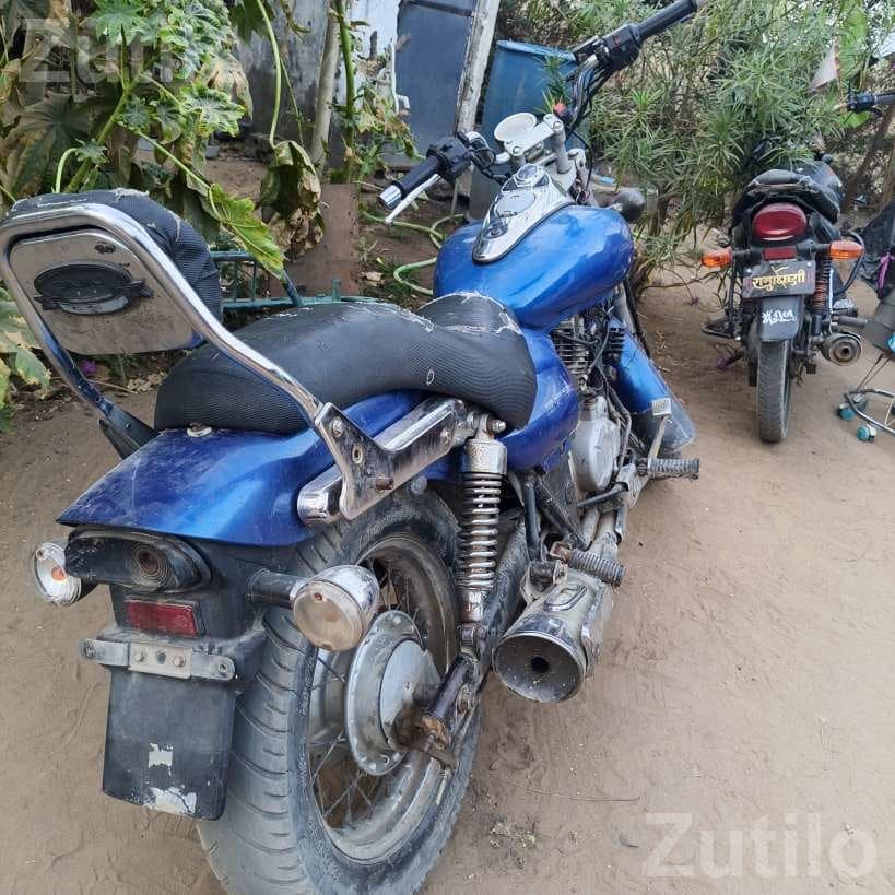 Bajaj Avenger 2011 Model Bike Bajaj Avenger 2011 Model Bike