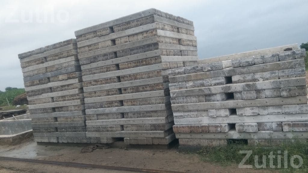 Cement Fencing Poles for Boundary Fencing Cement Fencing Poles for Boundary Fencing