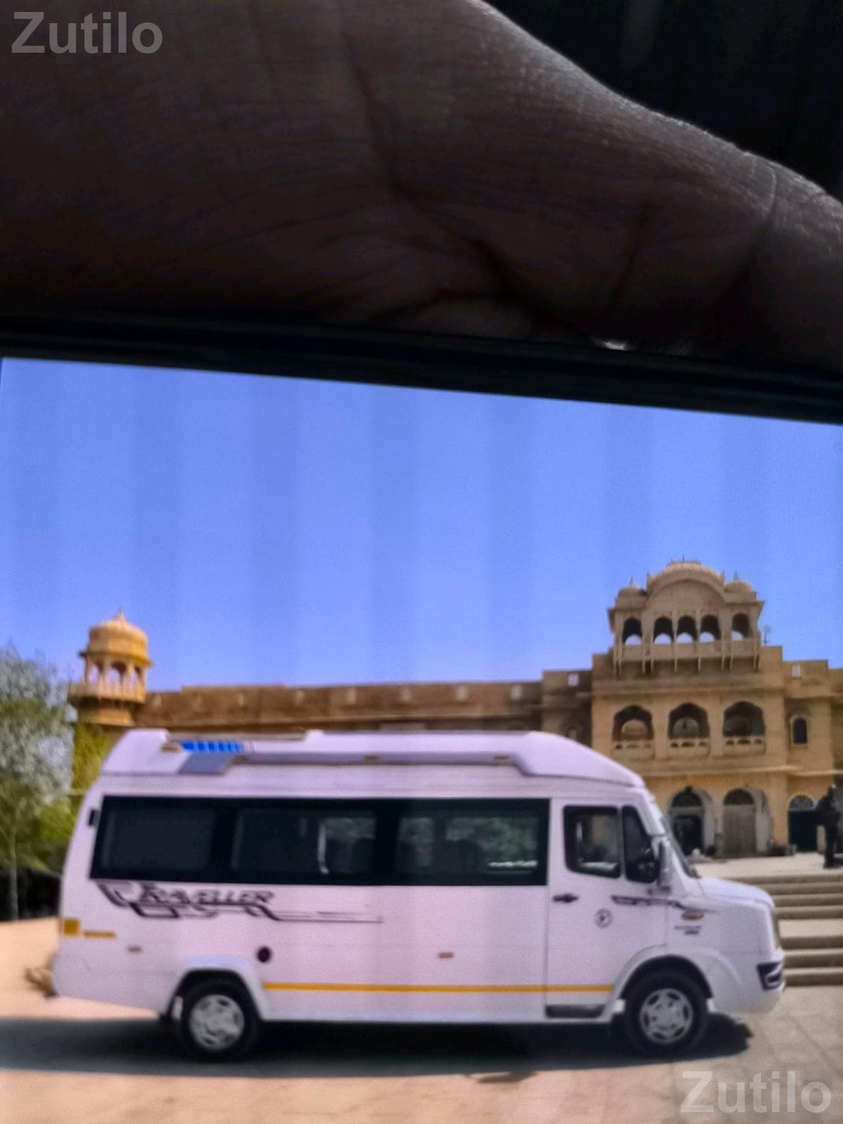 17 Seater Tempo Traveller Full AC 2022 17 Seater Tempo Traveller Full AC 2022