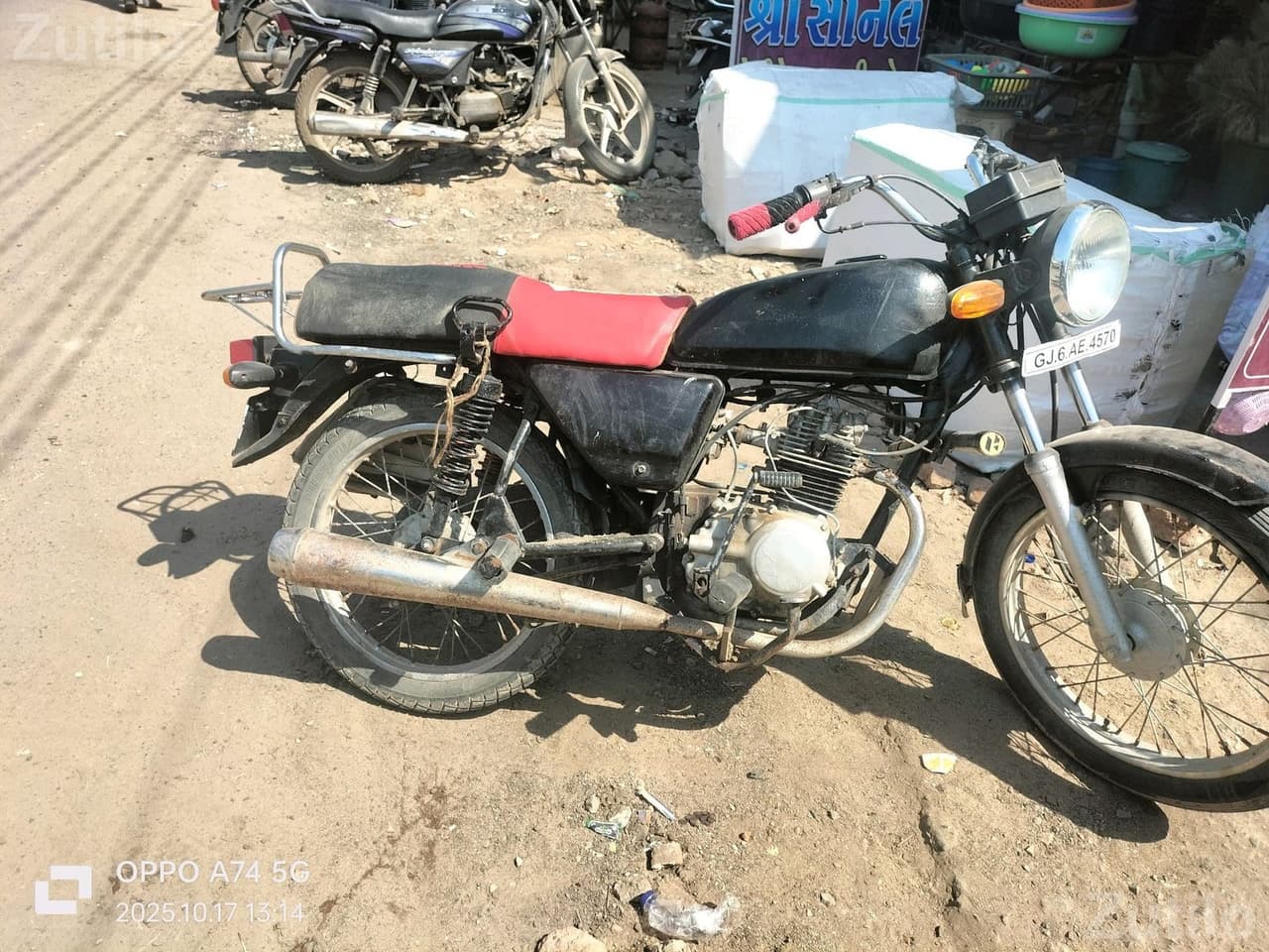 Boxer Kawasaki Motorcycle in OK Condition Boxer Kawasaki Motorcycle in OK Condition