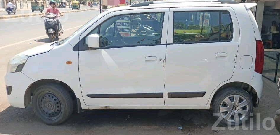 Maruti Suzuki WagonR VXI White Maruti Suzuki WagonR VXI White