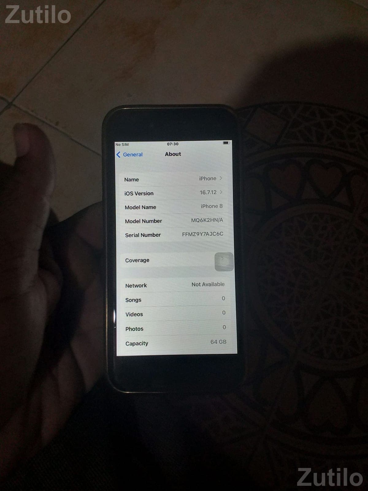 Apple iPhone 8 64GB Mobile Phone Apple iPhone 8 64GB Mobile Phone