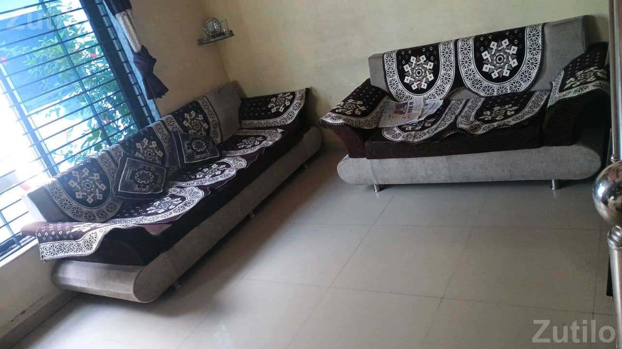 Fabric Sofa Set with Printed Covers Fabric Sofa Set with Printed Covers