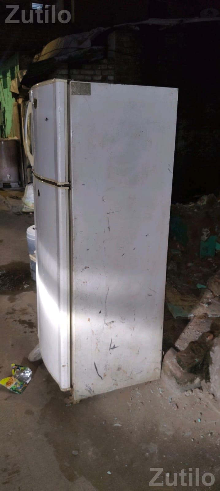 Double Door Refrigerator in Working Condition Double Door Refrigerator in Working Condition
