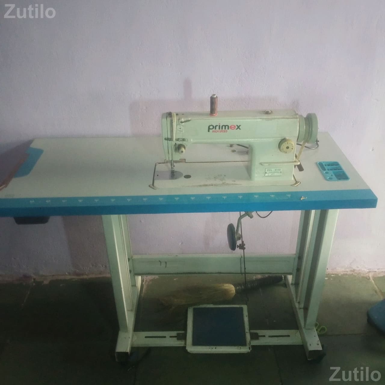 Primex High Speed Sewing Machine with Table Primex High Speed Sewing Machine with Table