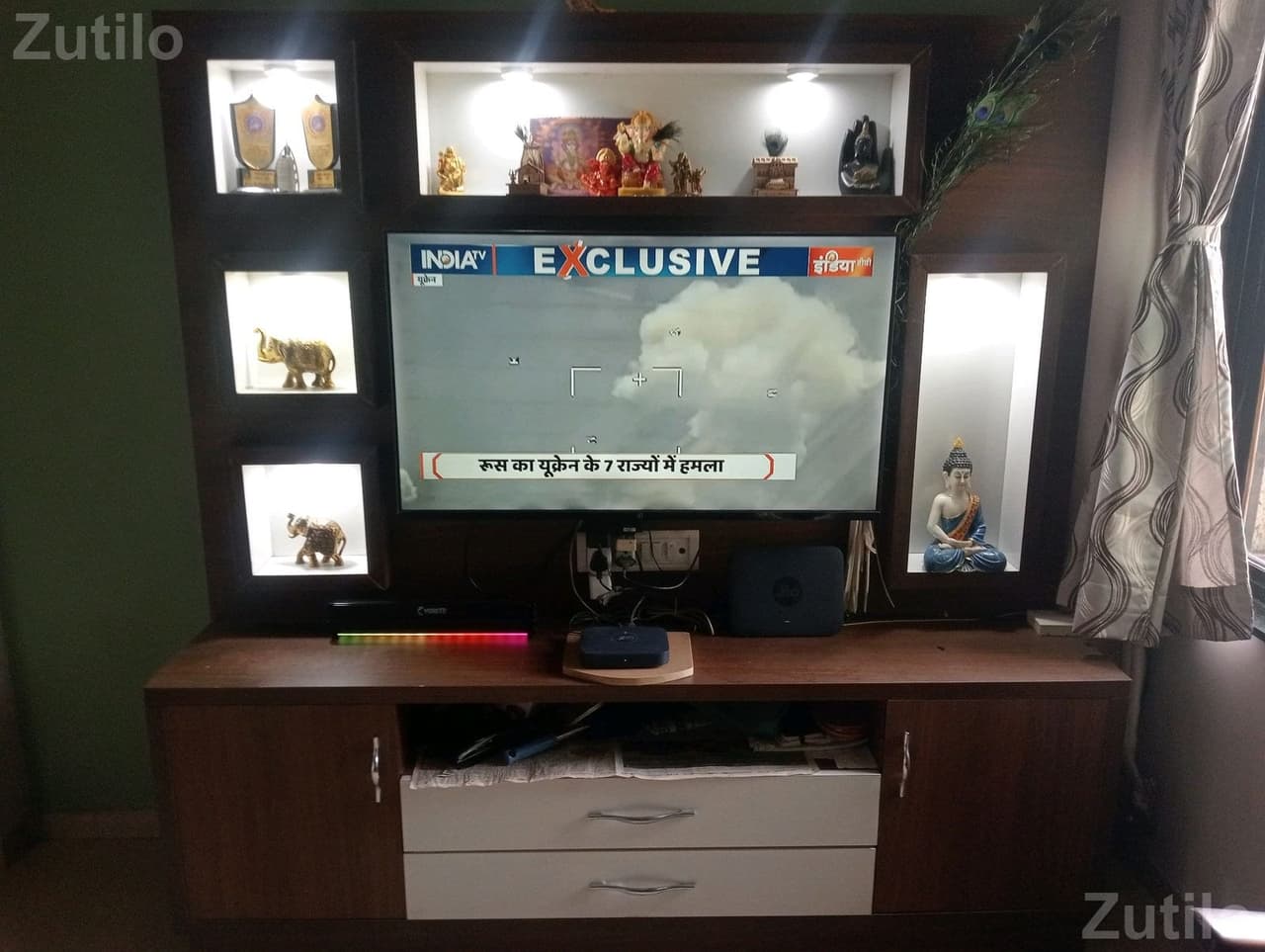 Wooden TV Cabinet with Shelves and Drawers Wooden TV Cabinet with Shelves and Drawers