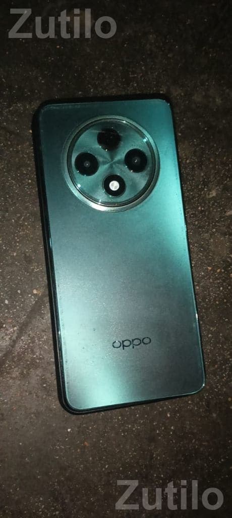 Oppo F27 5G Smartphone Used 11 Months Oppo F27 5G Smartphone Used 11 Months