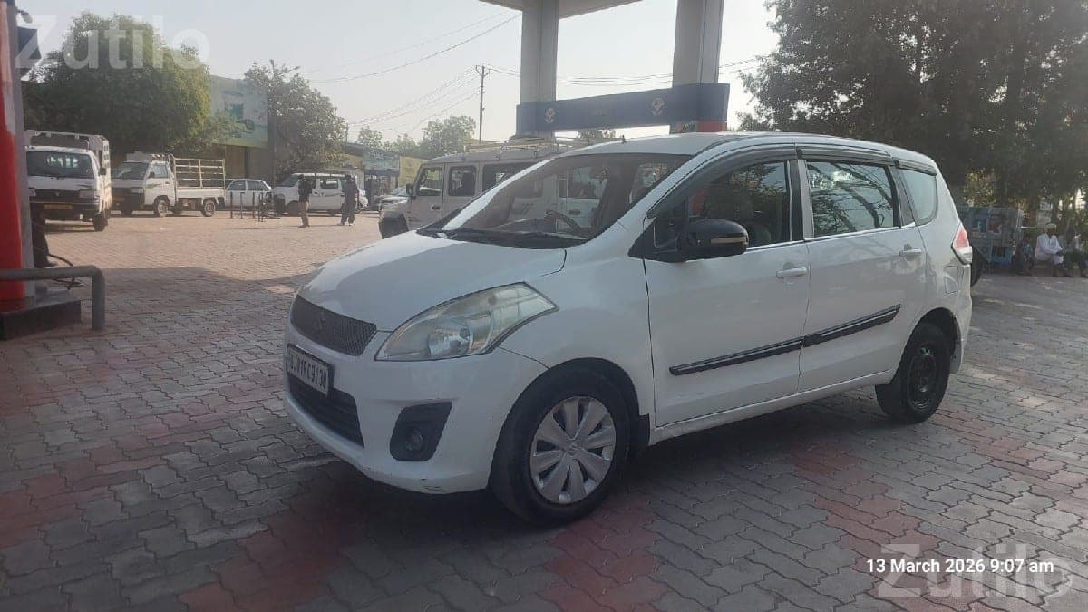 Maruti Suzuki Ertiga 2012 White Maruti Suzuki Ertiga 2012 White