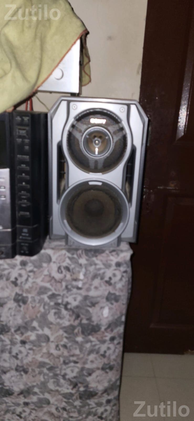 Sony Home Audio Speaker Set Sony Home Audio Speaker Set