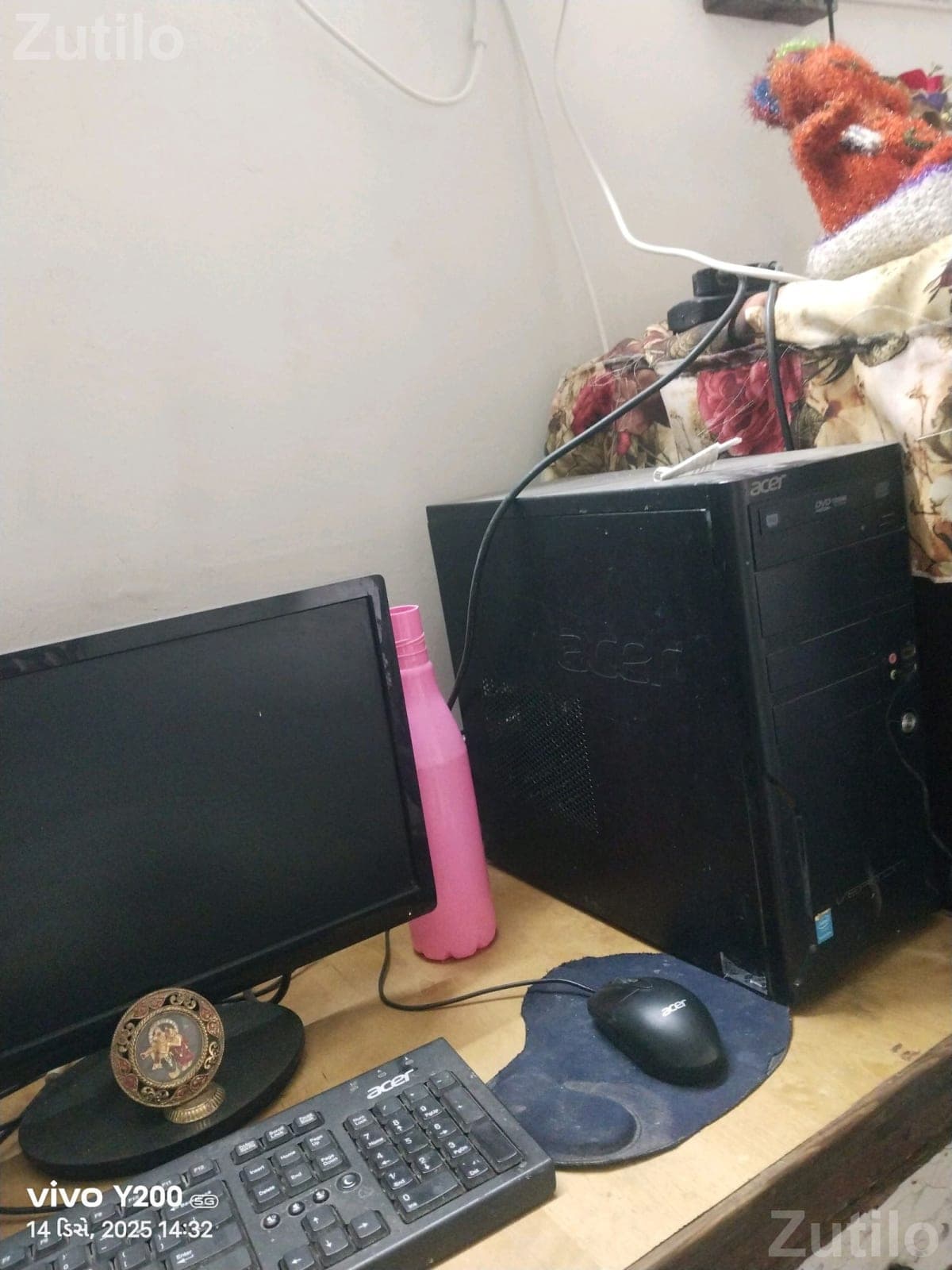 Acer Desktop Computer Set with CPU Acer Desktop Computer Set with CPU