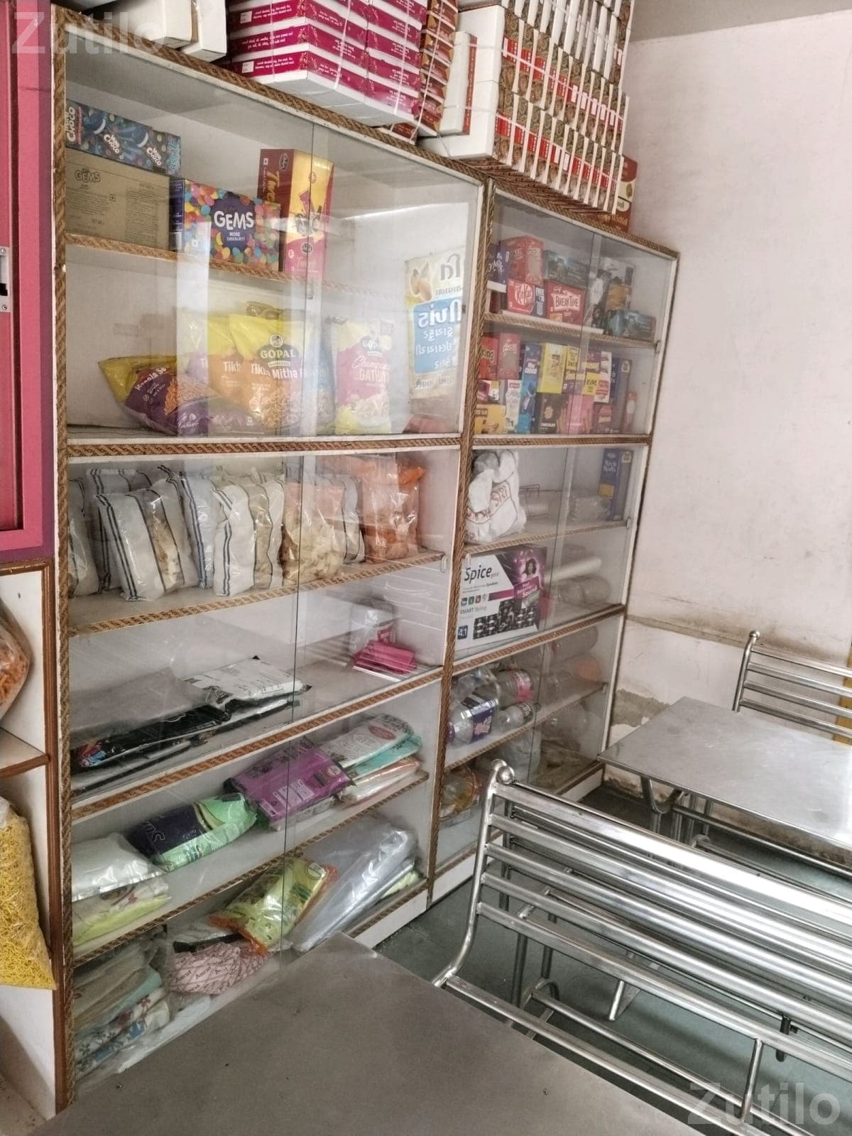 Glass Display Shelves and Shop Counter Set Glass Display Shelves and Shop Counter Set