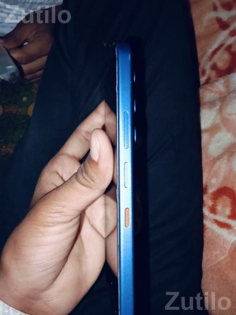 Infinix Hot 60 5G 6GB 128GB Smartphone Infinix Hot 60 5G 6GB 128GB Smartphone