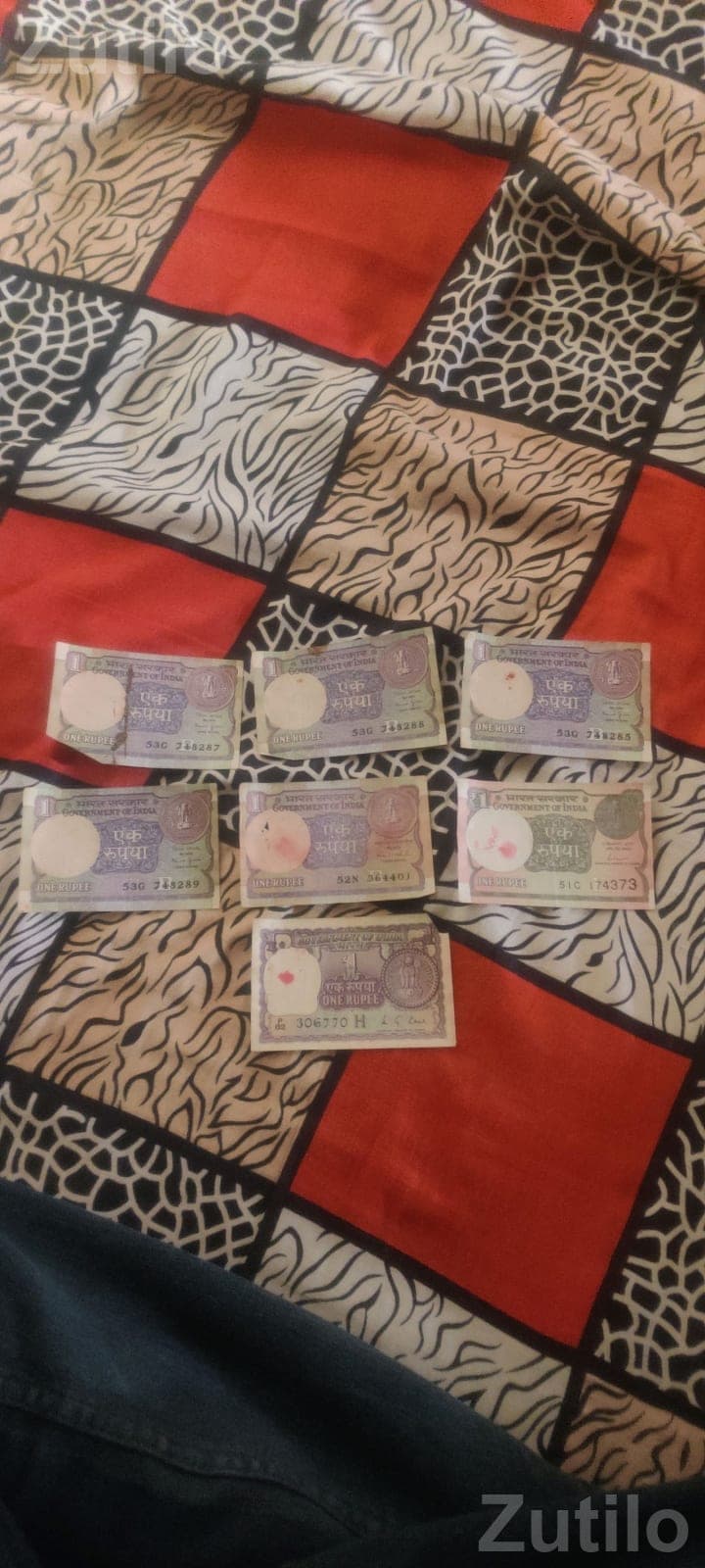 Old Indian One Rupee Note Collection Old Indian One Rupee Note Collection