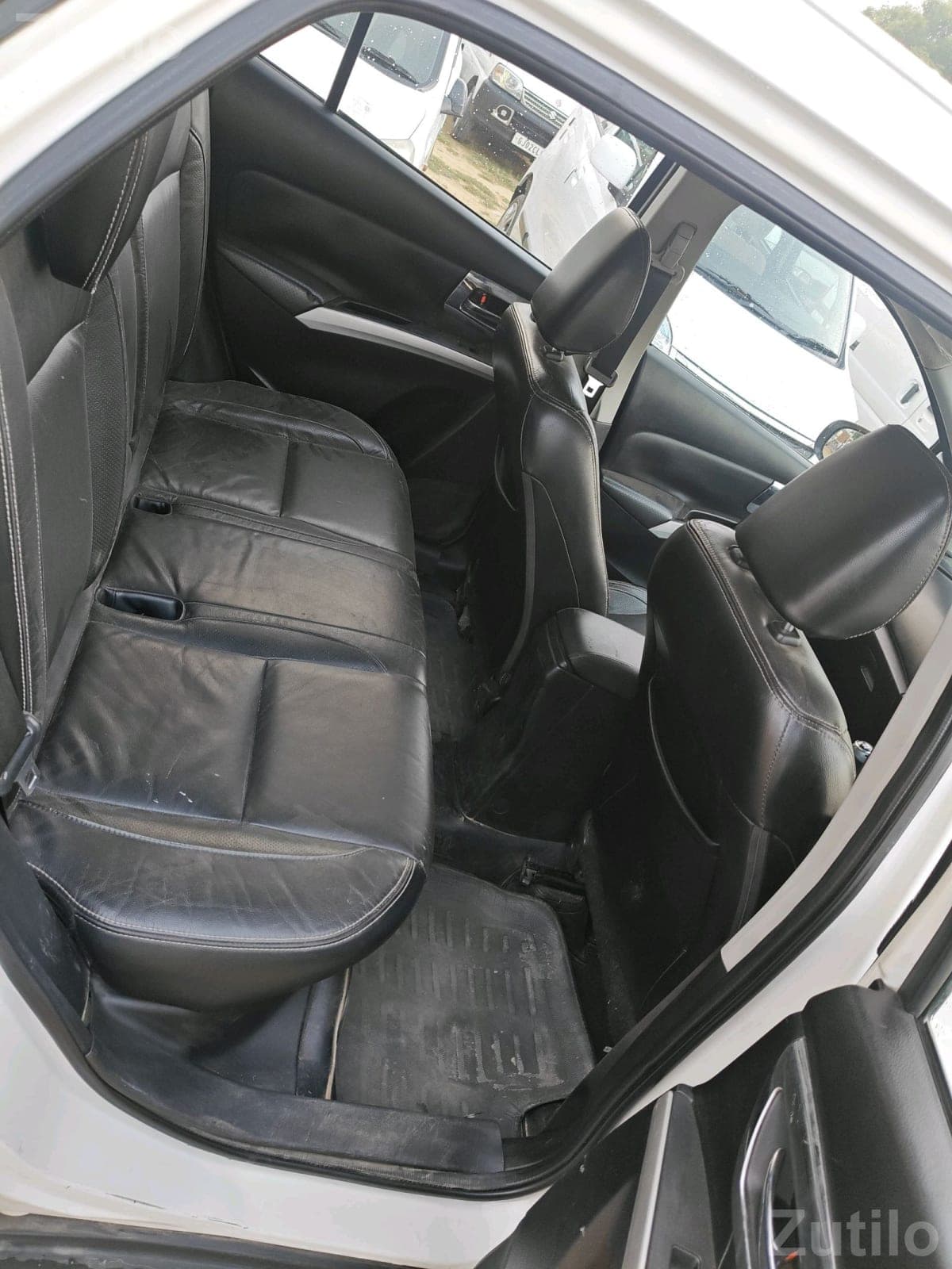 Maruti Suzuki S-Cross 2015 Second Owner Maruti Suzuki S-Cross 2015 Second Owner