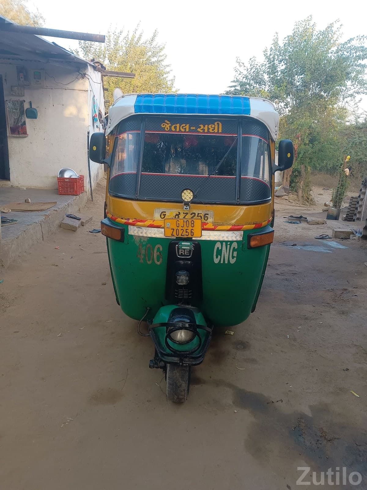 2010 CNG Auto Rickshaw 2010 CNG Auto Rickshaw