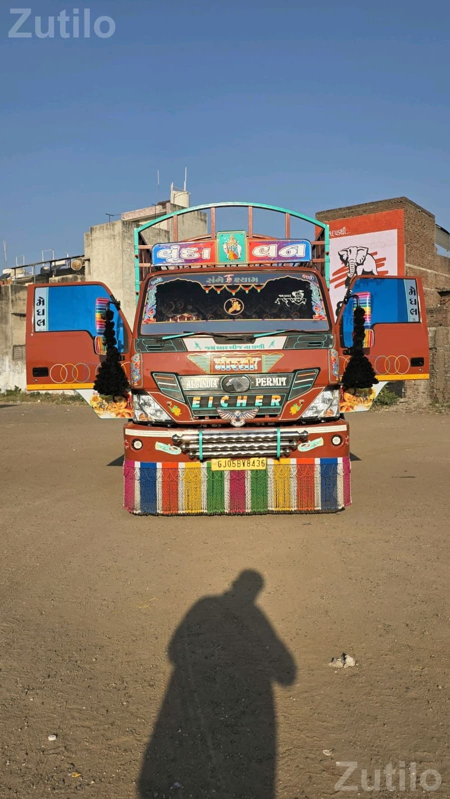Eicher Chhota Hathi Loading Auto Eicher Chhota Hathi Loading Auto