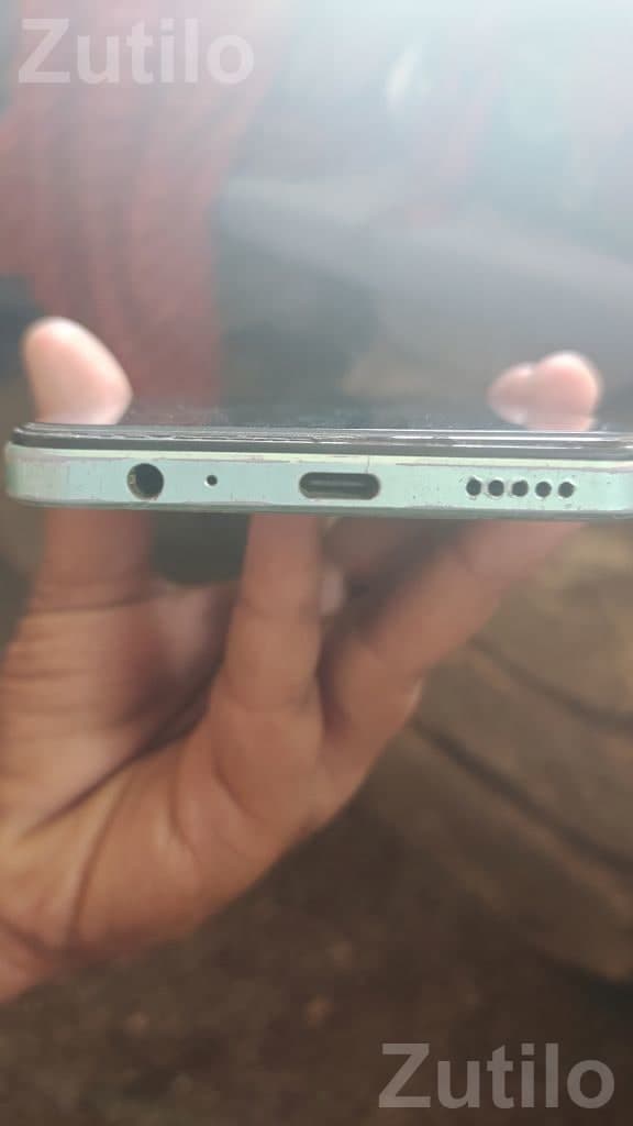 Vivo Y28 128GB Smartphone 6GB RAM Vivo Y28 128GB Smartphone 6GB RAM