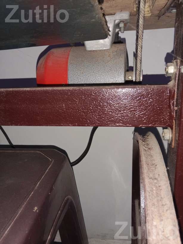 Gemini Atta Chakki Flour Mill Machine with Motor Gemini Atta Chakki Flour Mill Machine with Motor