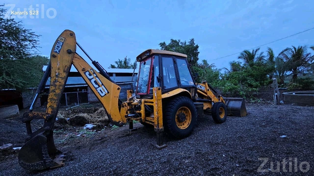 JCB 3DX Backhoe Loader 2011 Model JCB 3DX Backhoe Loader 2011 Model