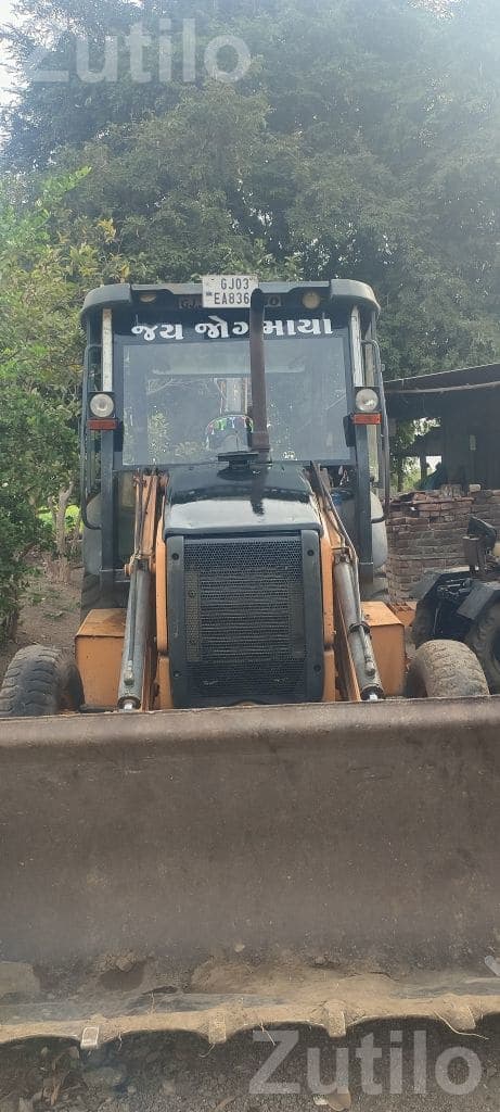 JCB and Tractor Work on Rent for Land Leveling JCB and Tractor Work on Rent for Land Leveling