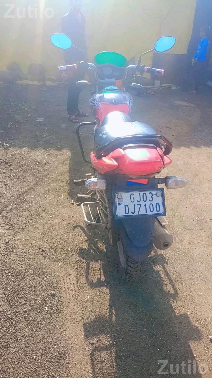 2010 Bajaj Discover Motorcycle 2010 Bajaj Discover Motorcycle