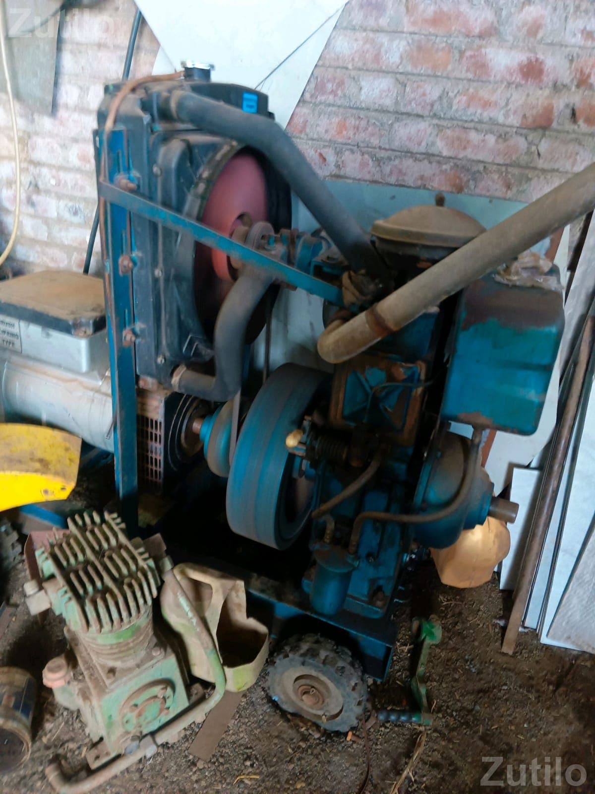 Industrial Generator Set on Wheel Base Industrial Generator Set on Wheel Base