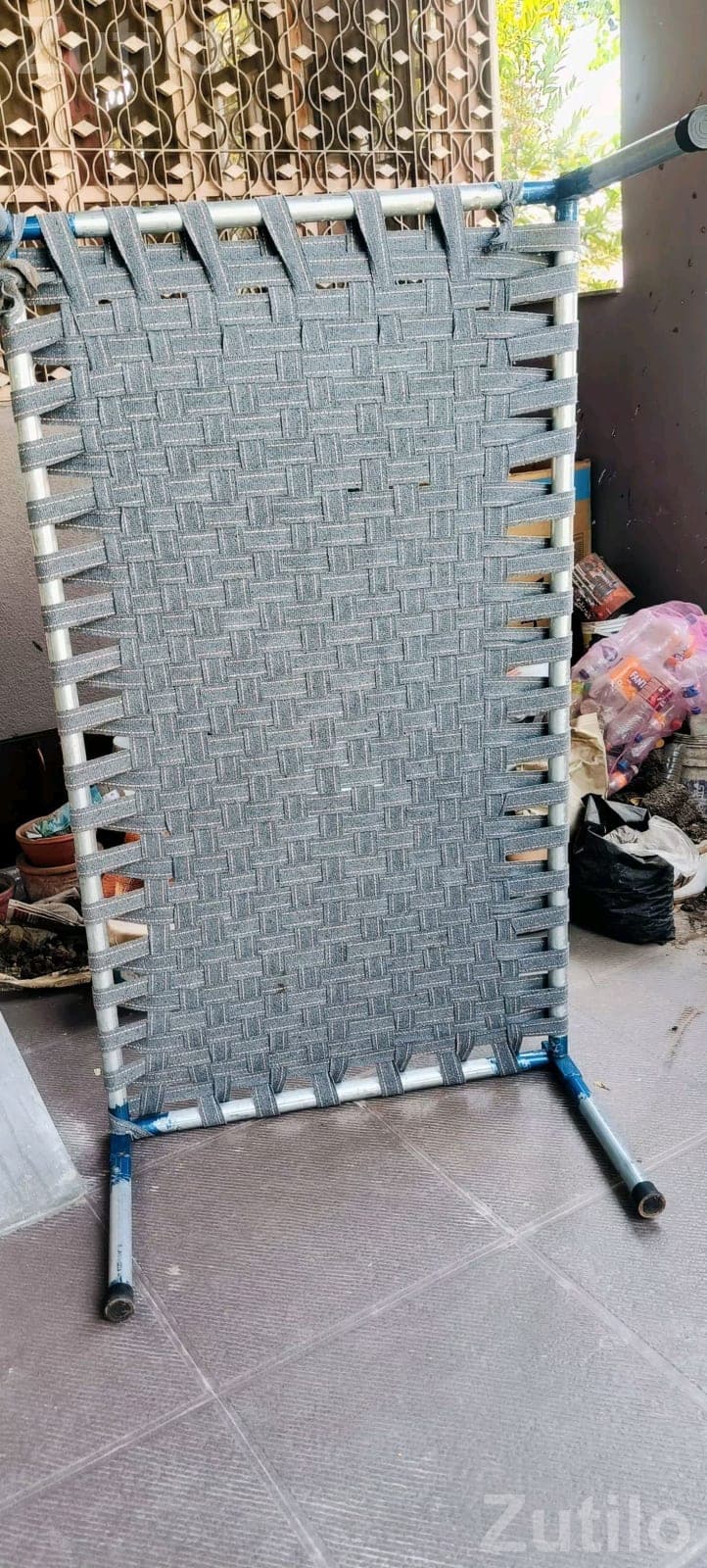 Iron Folding Cot Bed in Good Condition Iron Folding Cot Bed in Good Condition