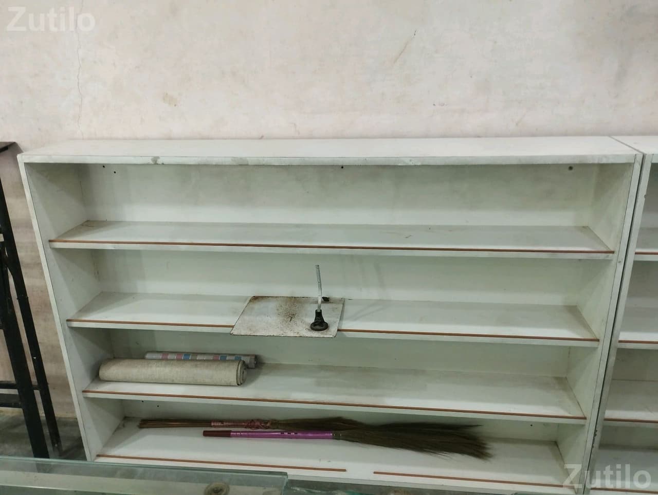 3 Wooden Showroom Display Shelf Set 3 Wooden Showroom Display Shelf Set