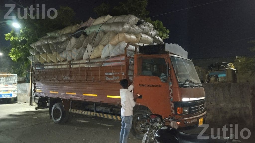 Tata 909 Truck 2011 Model Tata 909 Truck 2011 Model