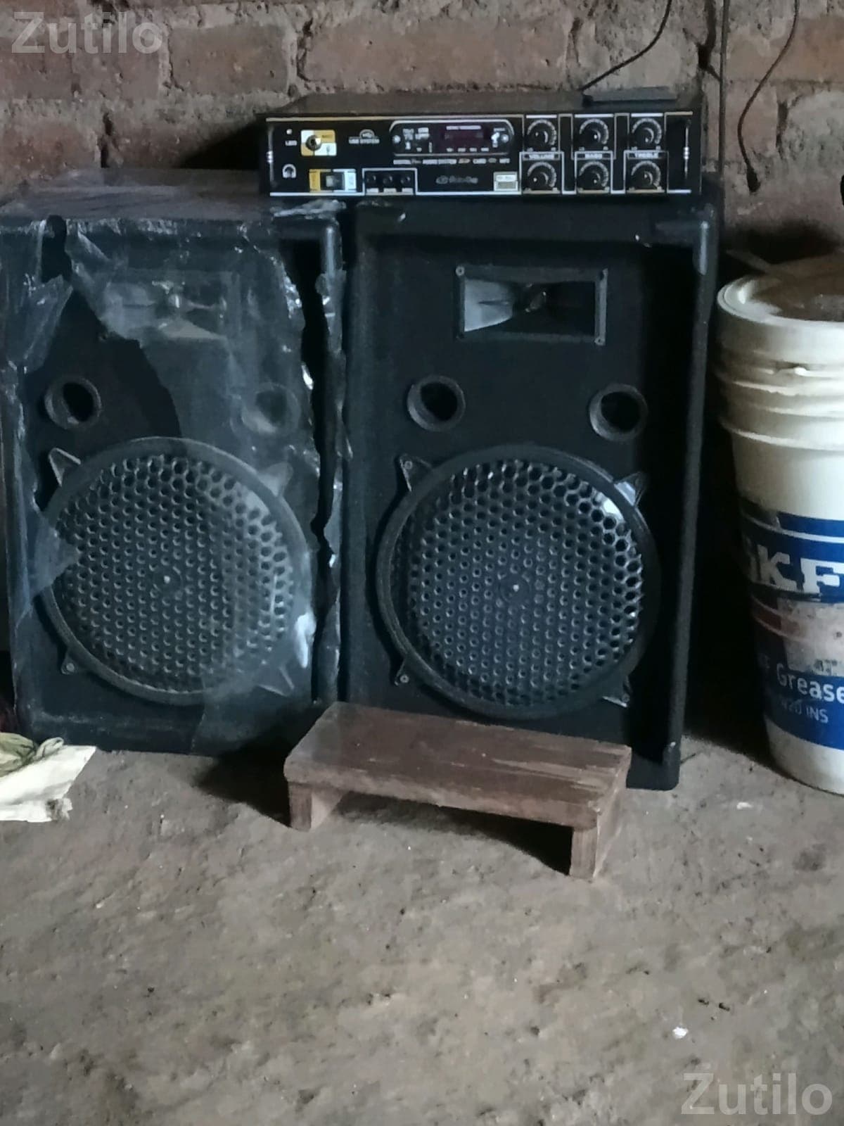 Tape Speaker Set with Amplifier Tape Speaker Set with Amplifier