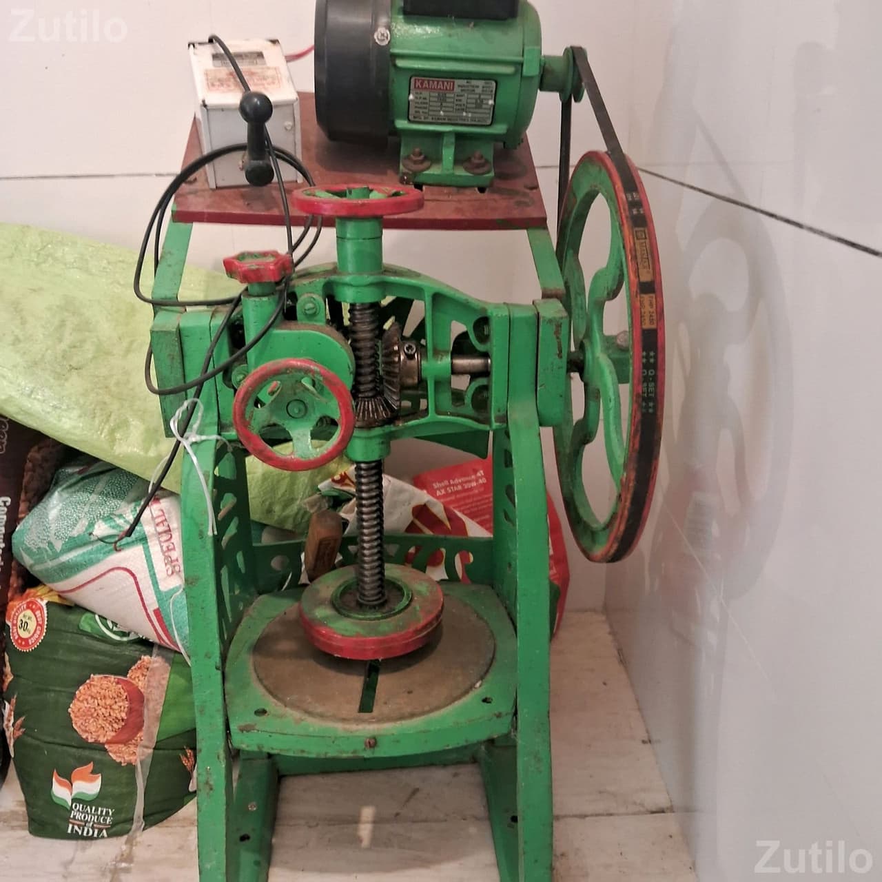 Gola Making Machine with Motor Gola Making Machine with Motor