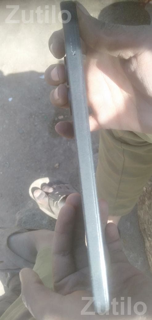 Slim Electronic Device or Accessory Slim Electronic Device or Accessory