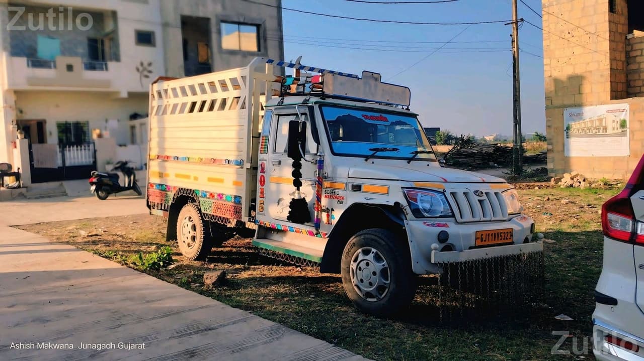 Mahindra Bolero Maxi Truck Plus 2015 Mahindra Bolero Maxi Truck Plus 2015